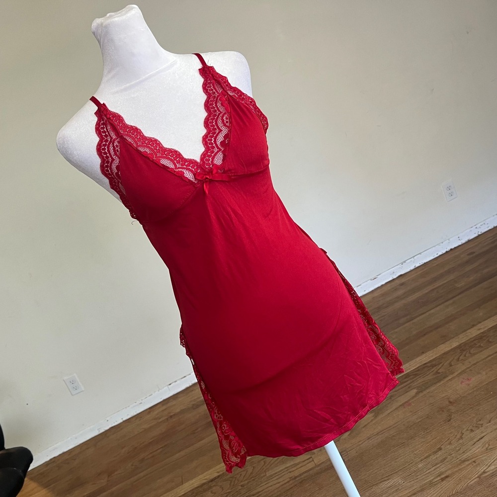 Red Lace Trim Chemise Nightgown Adjustable Straps Side Slit Sleepwear Medium Y2K